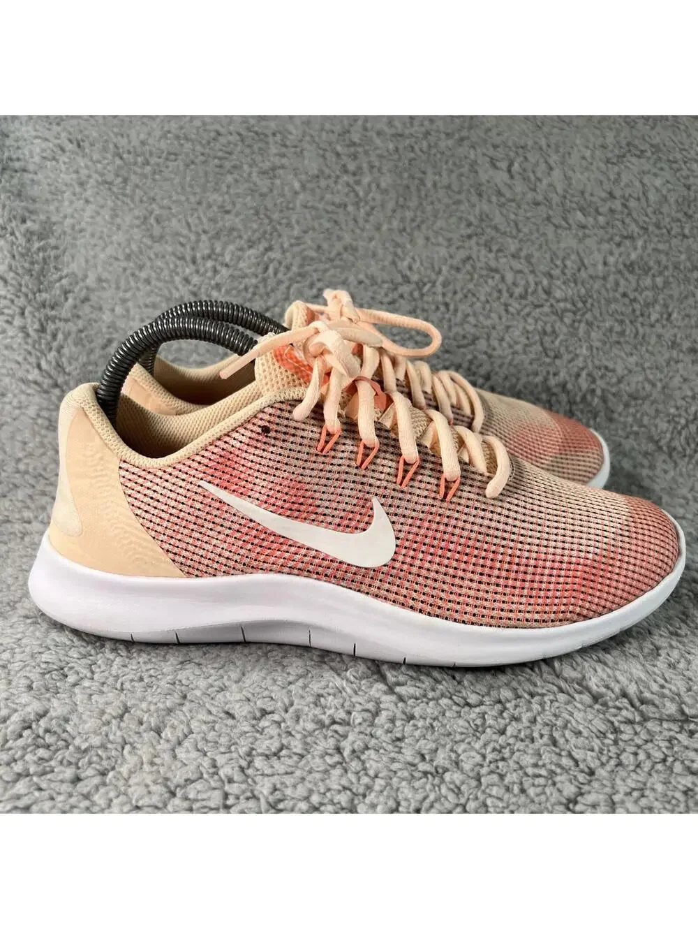Nike Flex 2018 RN / 6.5Y / Pink Peach 6.5 youth running gym